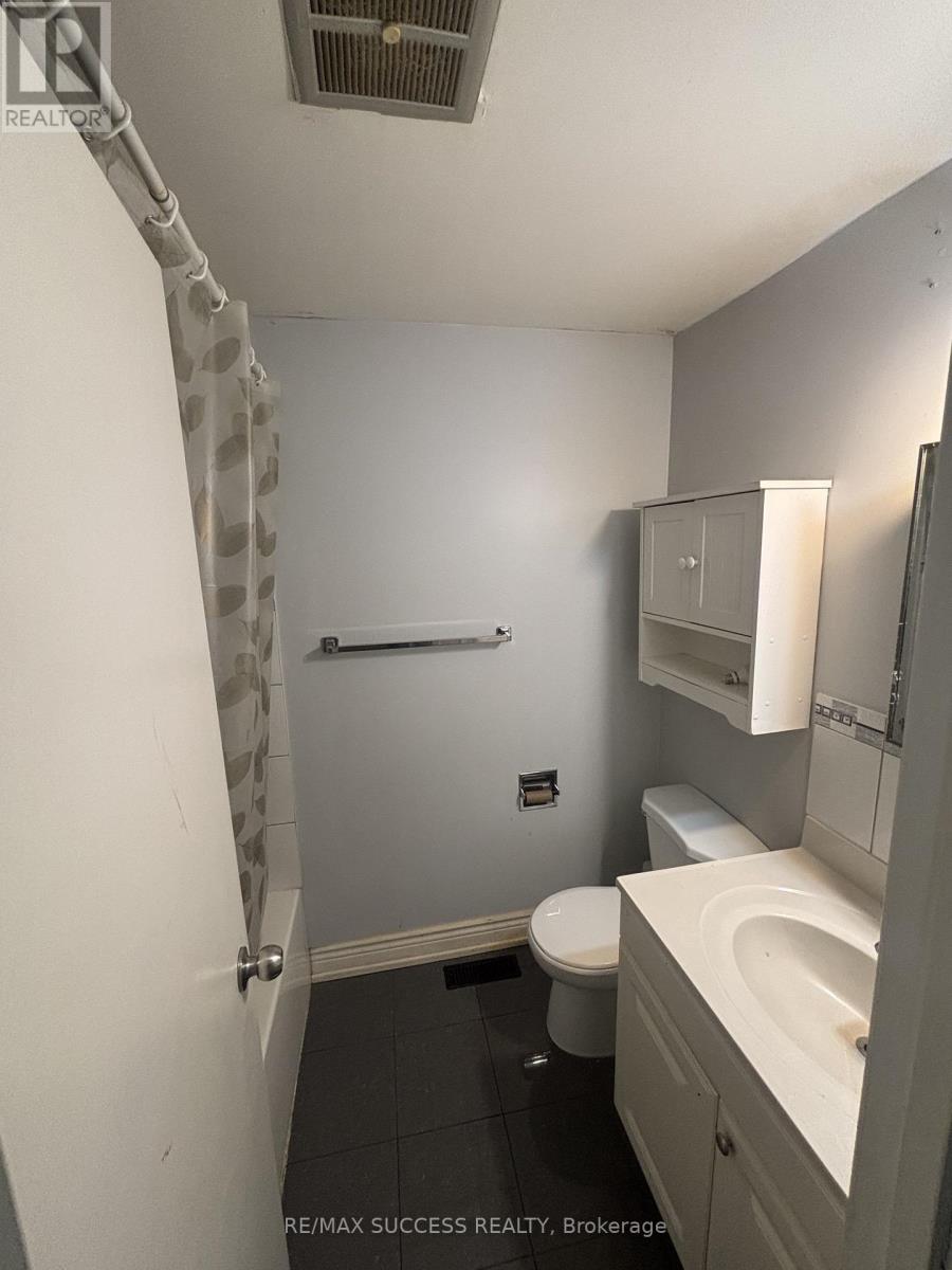 29 Horseley Hill Drive, Toronto, Ontario M1B 1W4 - Photo 22 - E13459520