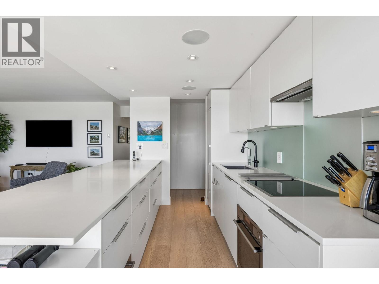 807 150 24th Street, West Vancouver, British Columbia  V7V 4G8 - Photo 4 - R3133926