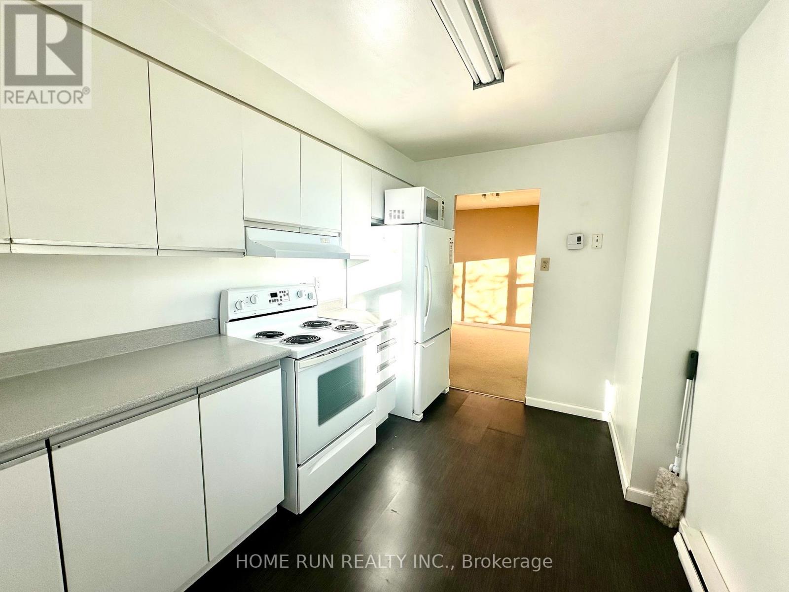 210 - 2760 Carousel Crescent, Ottawa, Ontario  K1T 2N4 - Photo 5 - X13459534