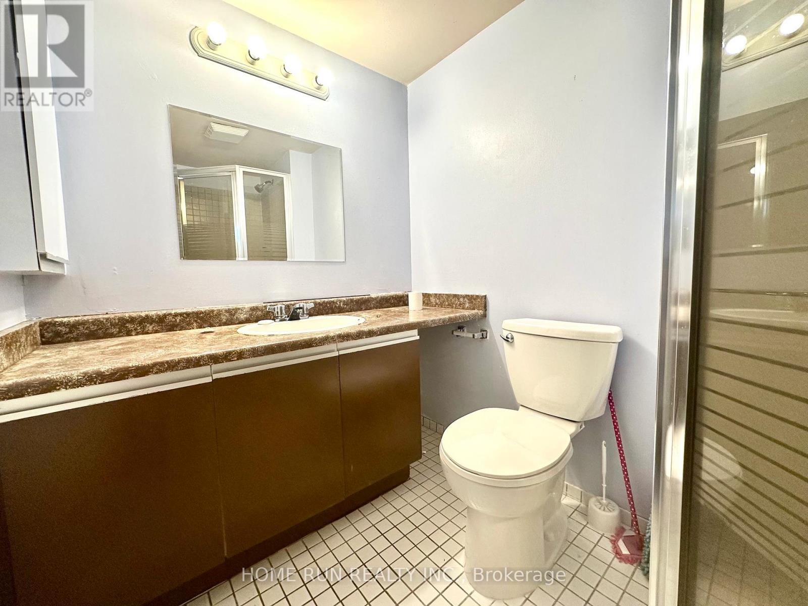 210 - 2760 Carousel Crescent, Ottawa, Ontario  K1T 2N4 - Photo 8 - X13459534