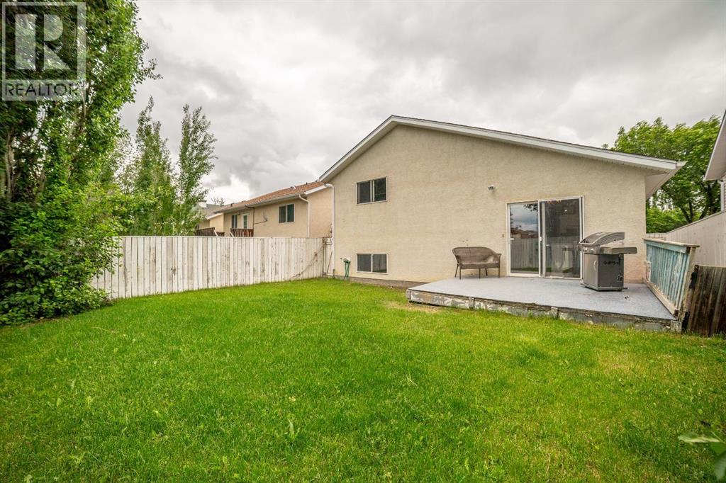 260 Red Crow Boulevard W, Lethbridge, Alberta  T1K 7B6 - Photo 40 - A2321341