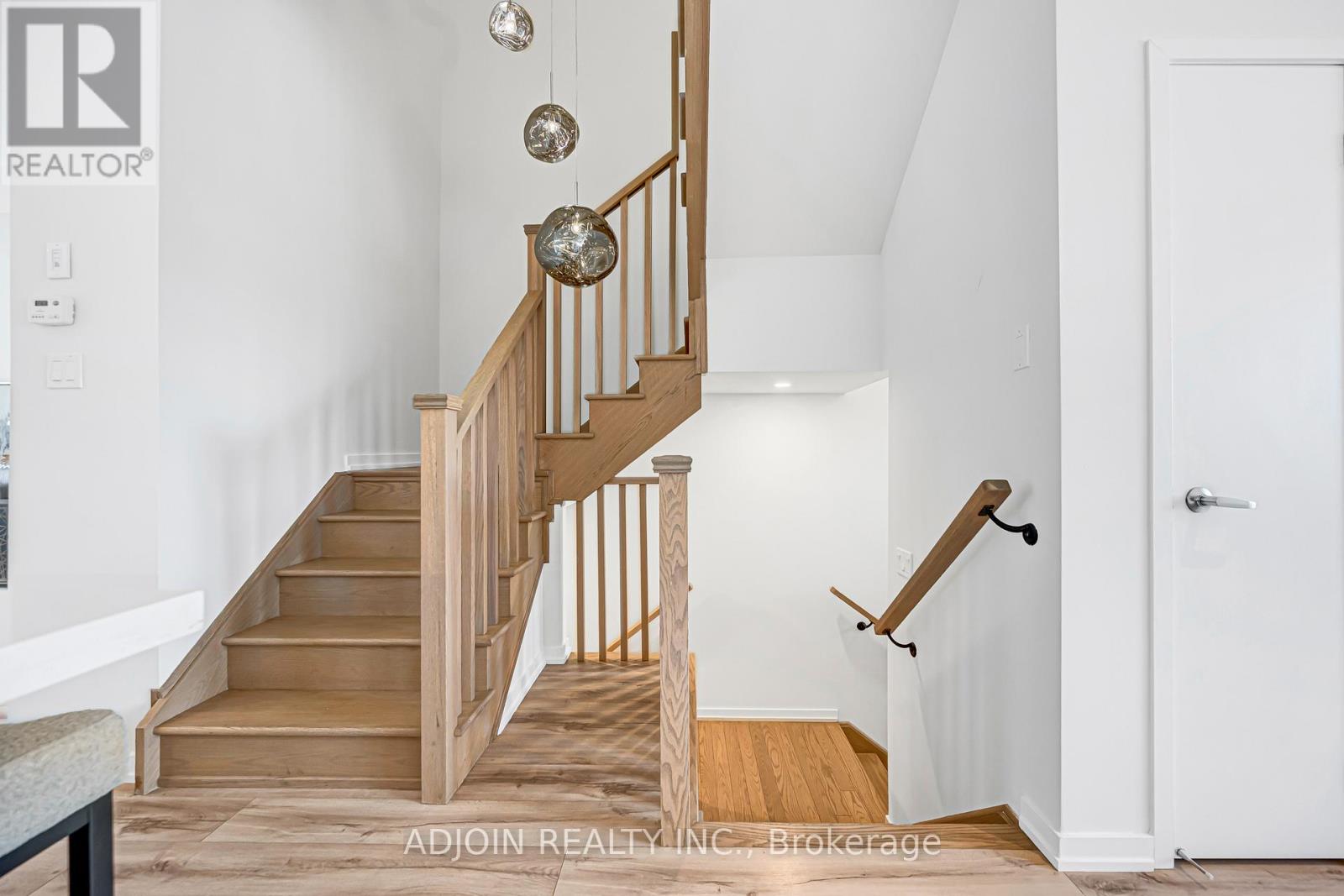 525 Marc Santi Boulevard, Vaughan (Patterson), Ontario  L6A 5C5 - Photo 4 - N13459554