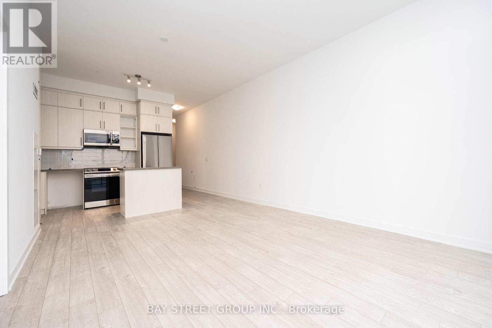 Ph03 - 105 Oneida Crescent, Richmond Hill, Ontario  L4B 0H6 - Photo 15 - N13459560