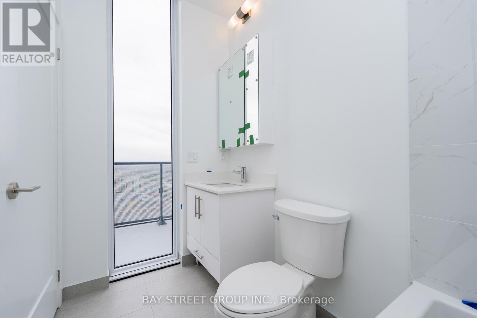 Ph03 - 105 Oneida Crescent, Richmond Hill, Ontario  L4B 0H6 - Photo 20 - N13459560