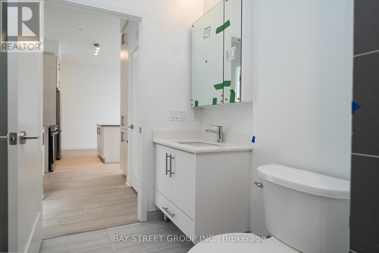 Ph03 - 105 Oneida Crescent, Richmond Hill, Ontario  L4B 0H6 - Photo 29 - N13459560