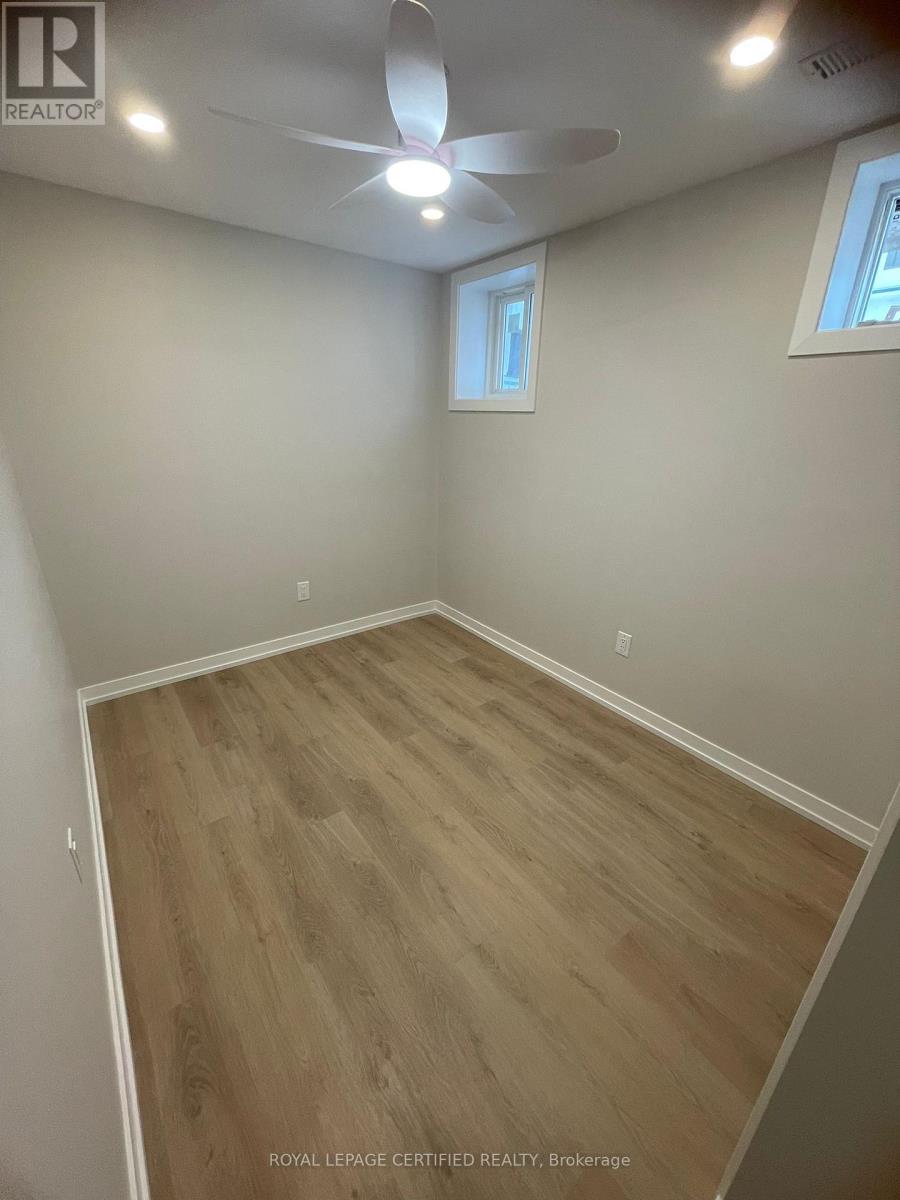 48 FRANCES AVENUE, Toronto, Ontario