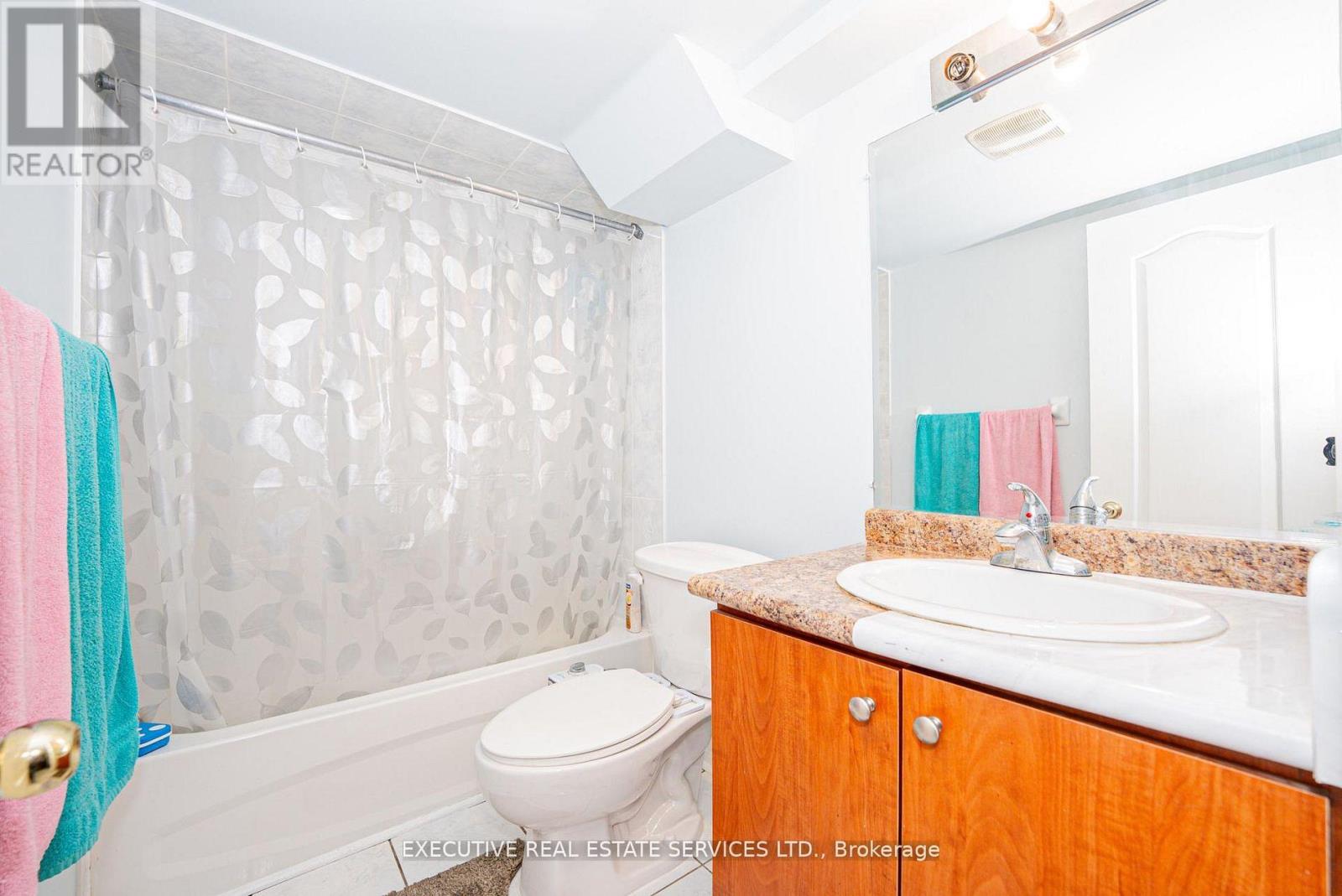 84 Dewridge Court, Brampton, Ontario  L6R 3C1 - Photo 39 - W13459564