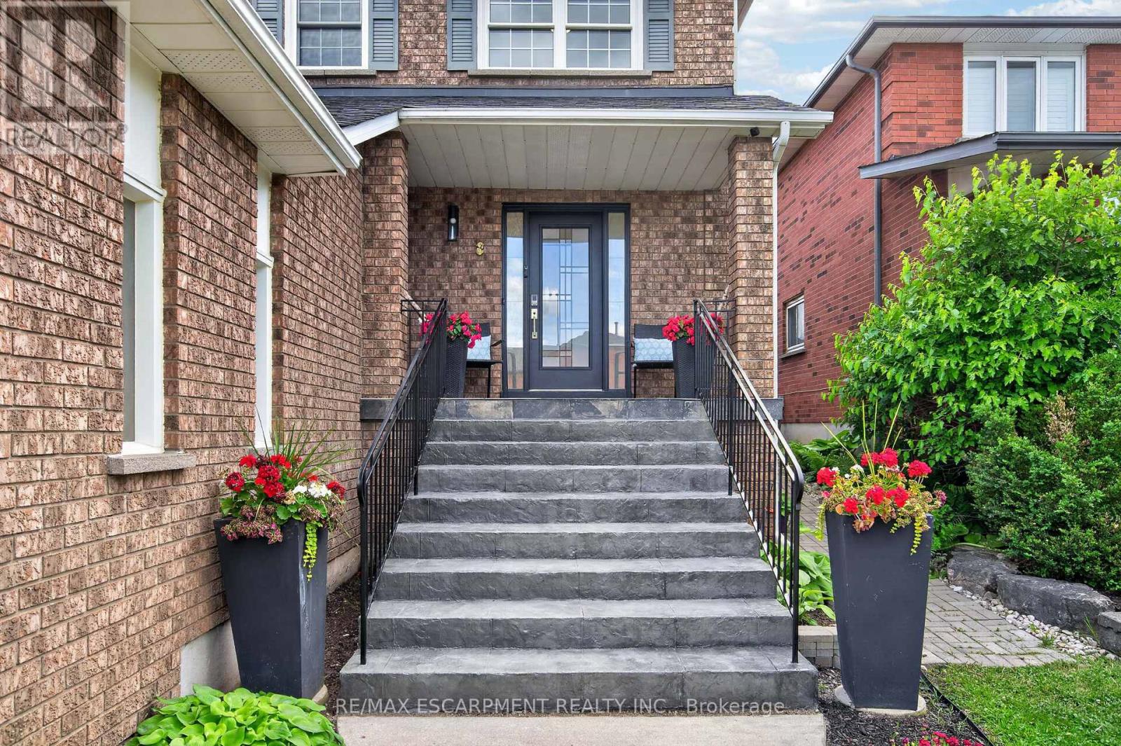 119 Boulding Avenue, Hamilton, Ontario  L8B 0M2 - Photo 2 - X13459544