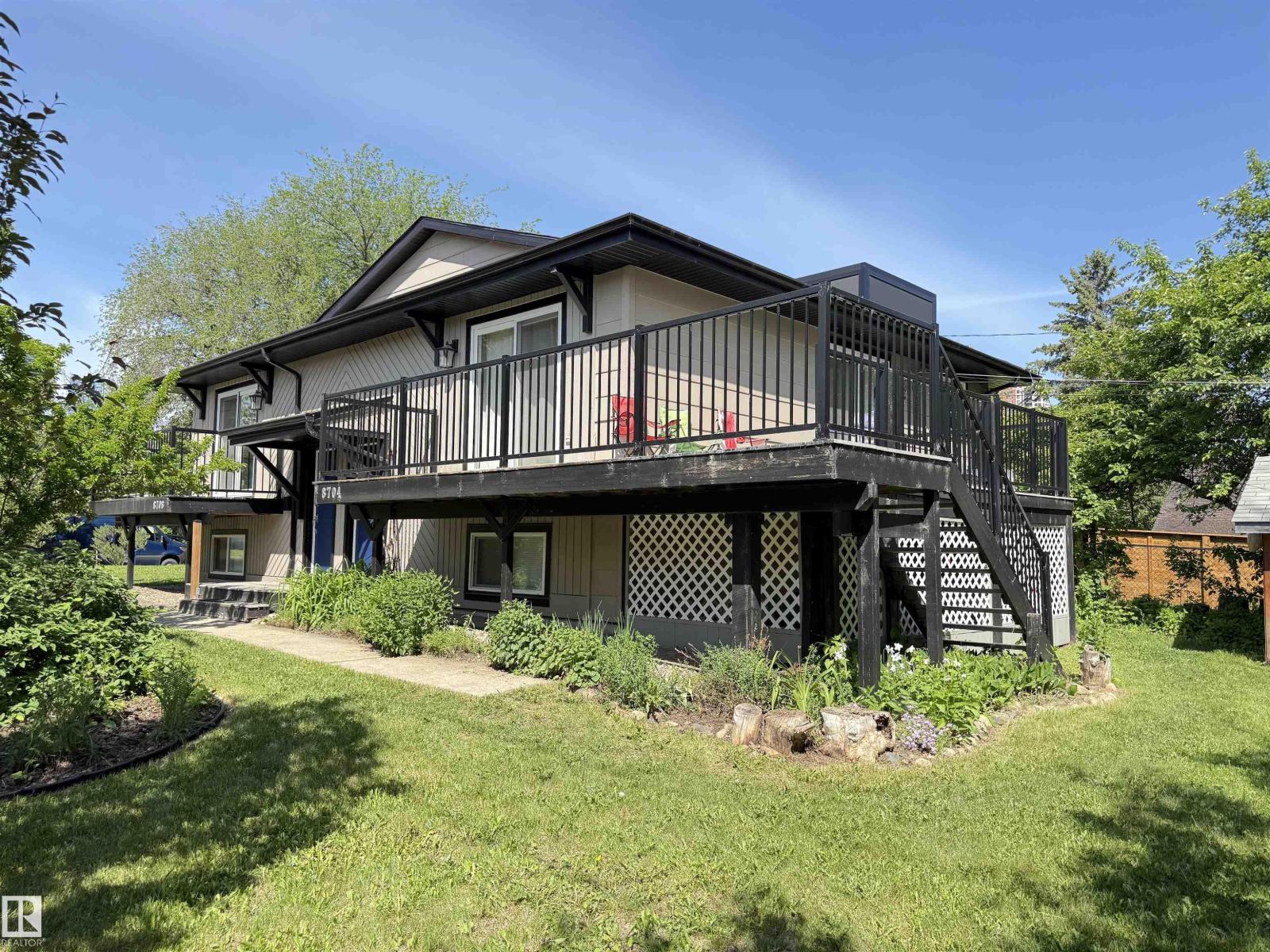 8704 102 AV NW, Edmonton, Alberta