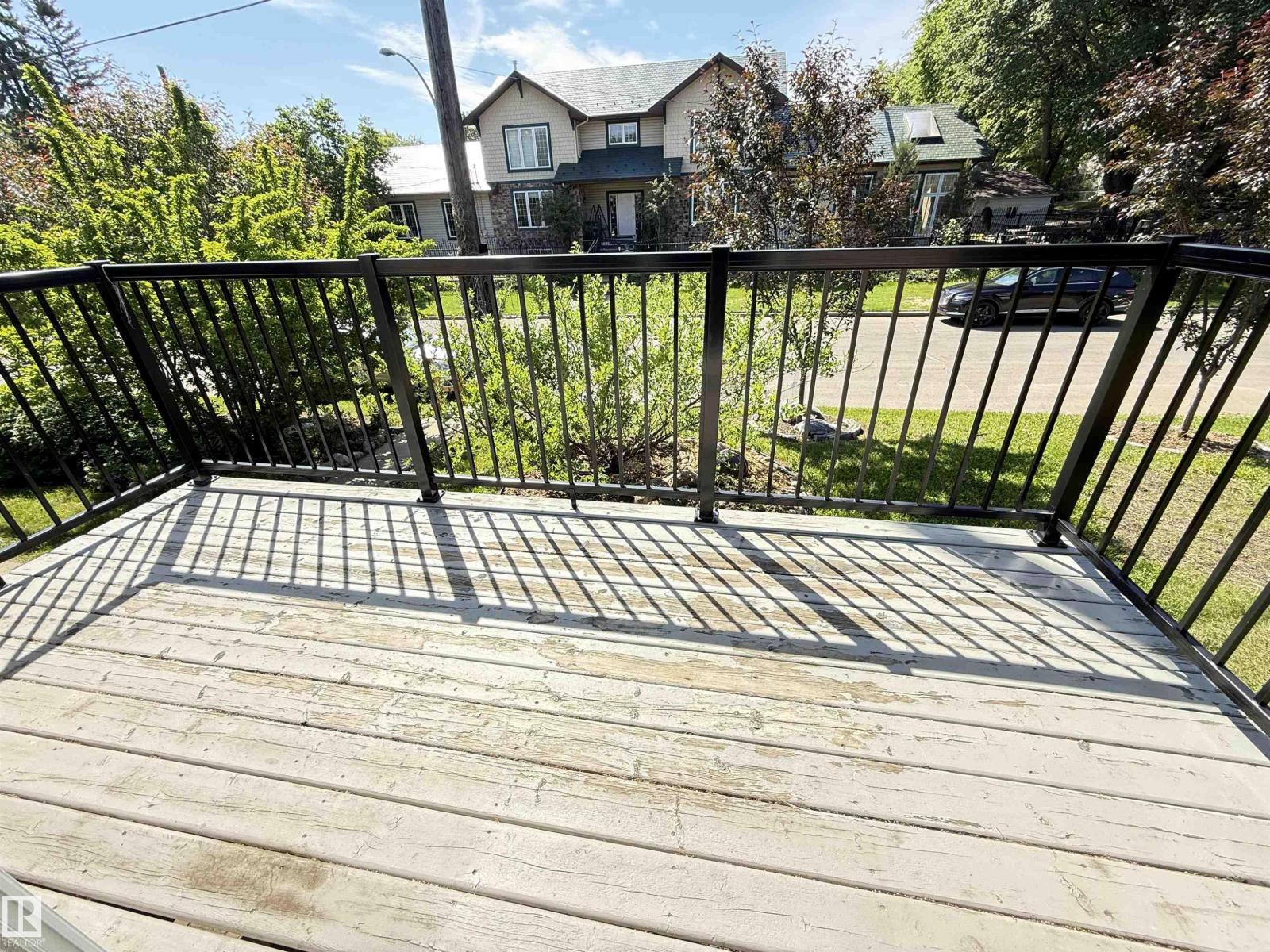 8704 102 Av NW, Edmonton, Alberta  T5H 4B7 - Photo 6 - E4494236