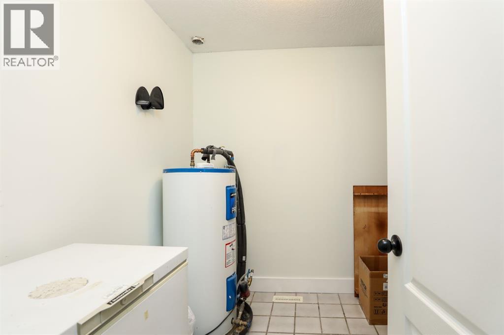 54 N 4 Street E, Magrath, Alberta  T0K 1J0 - Photo 28 - A2317748