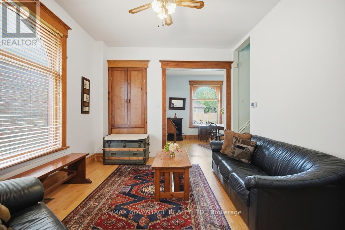 41 Vauxhall Street, London East, Ontario  N5Z 1B3 - Photo 11 - X13459574