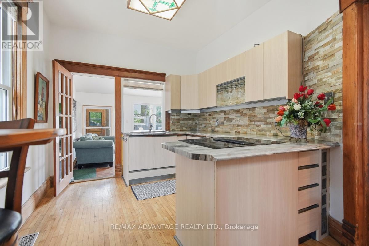 41 Vauxhall Street, London East, Ontario  N5Z 1B3 - Photo 14 - X13459574