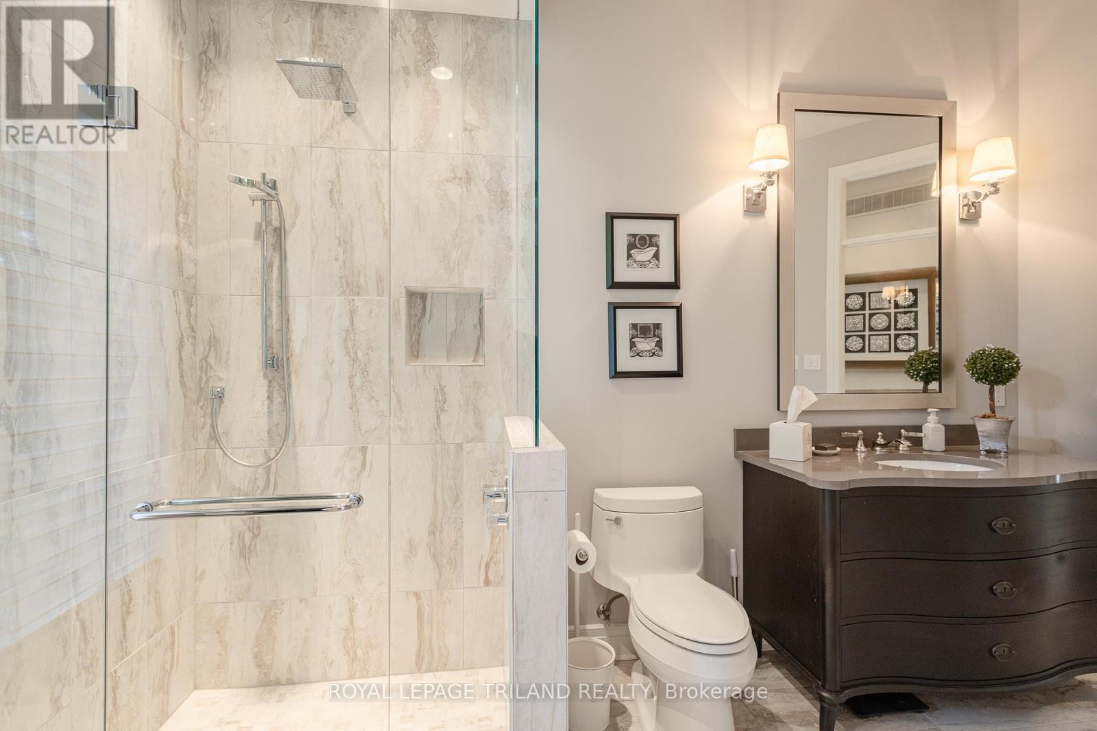 10445 Pinetree Drive, Lambton Shores, Ontario  N0M 1T0 - Photo 26 - X13459578