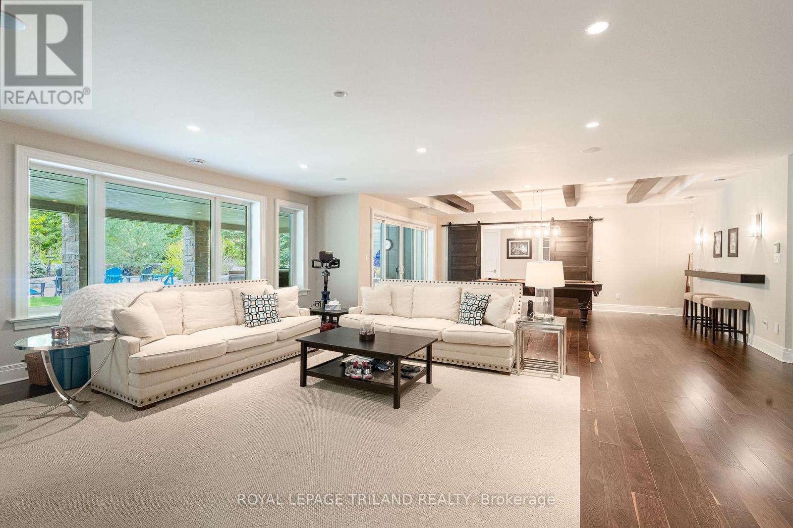 10445 Pinetree Drive, Lambton Shores, Ontario  N0M 1T0 - Photo 30 - X13459578
