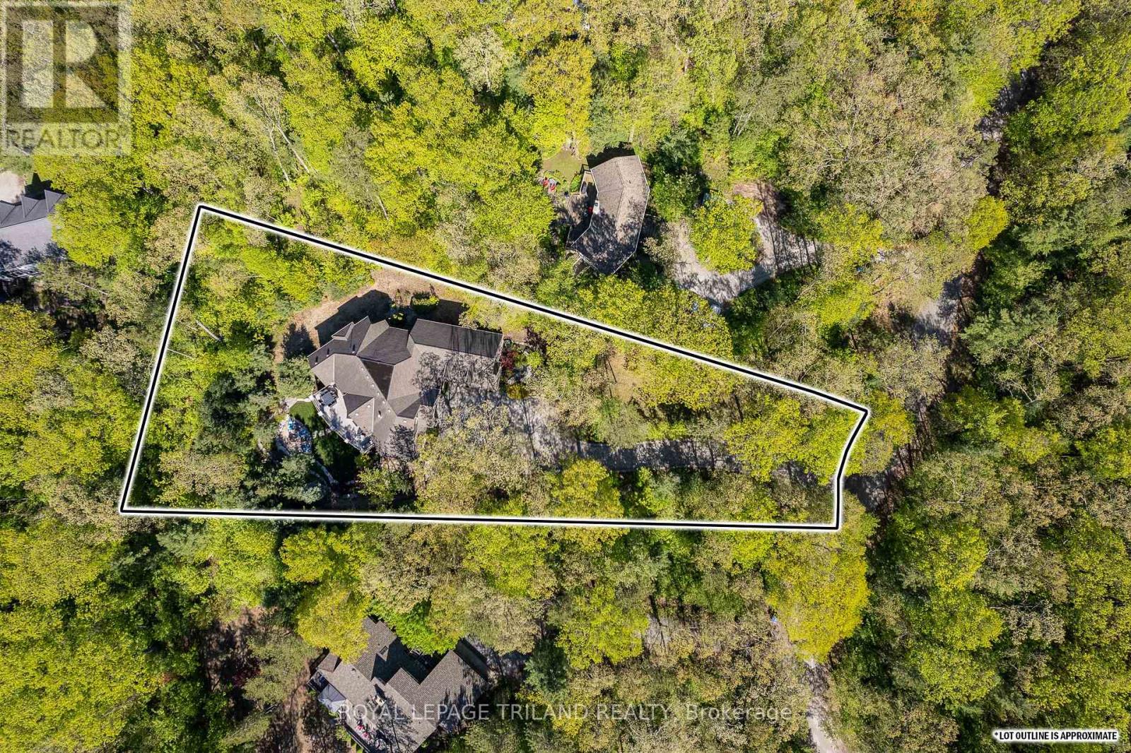 10445 Pinetree Drive, Lambton Shores, Ontario  N0M 1T0 - Photo 41 - X13459578