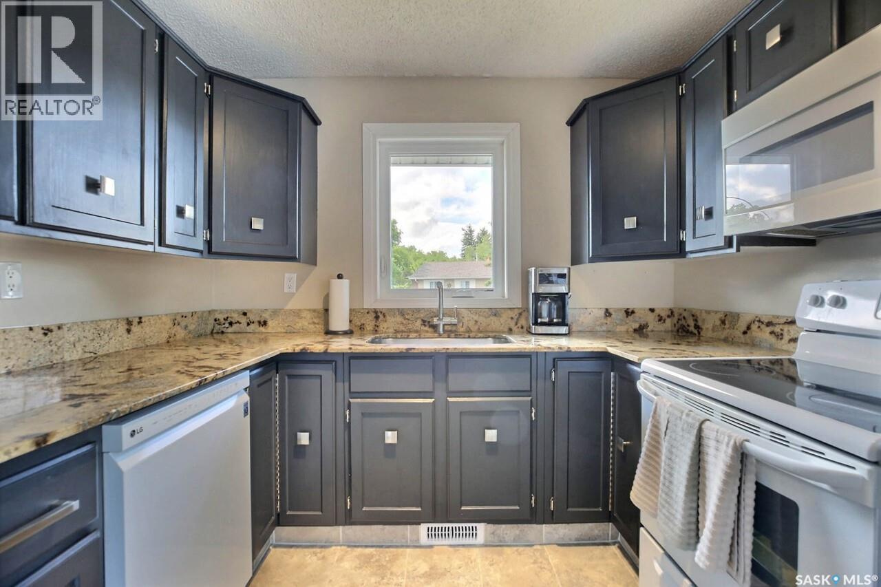 2534 7th Avenue E, Regina, Saskatchewan S4N 5T4 - Photo 5 - SK039845
