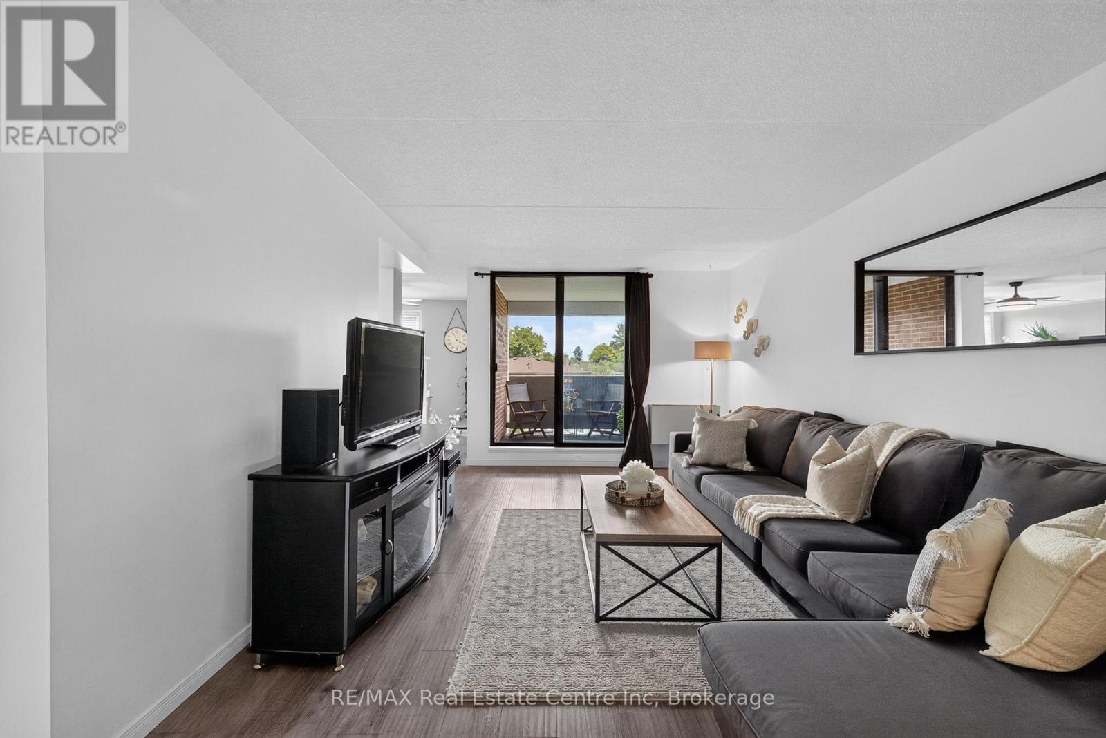 401 - 65 Silvercreek Parkway N, Guelph, Ontario  N1H 7R9 - Photo 12 - X13453832