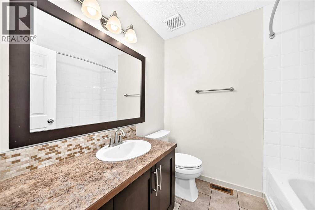 142 Quigley Close, Cochrane, Alberta  T4C 1S4 - Photo 28 - A2321780