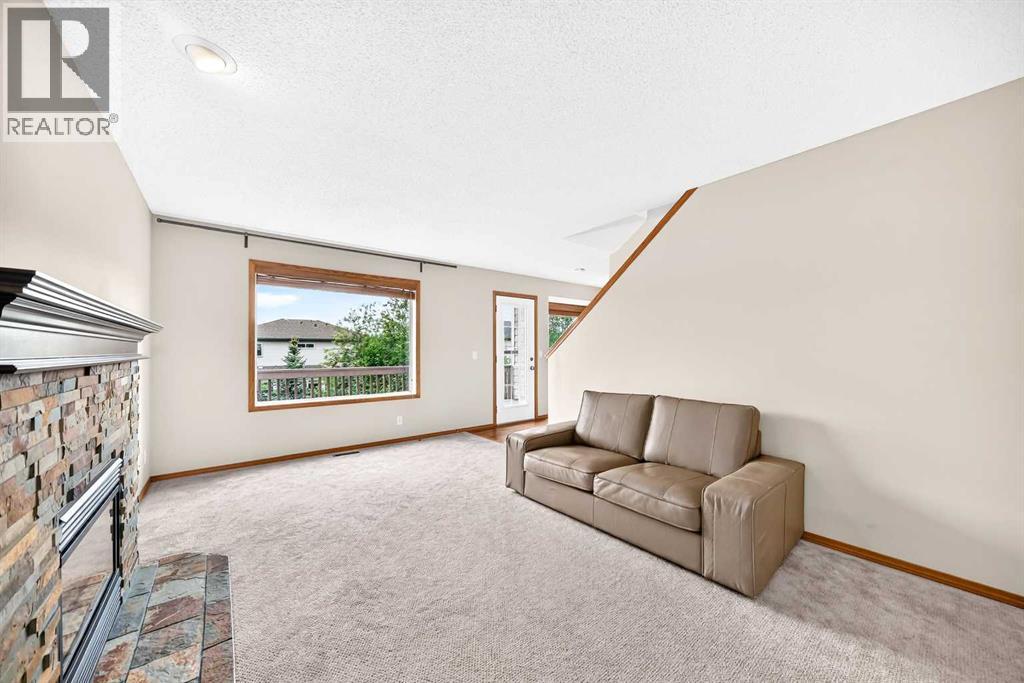 142 Quigley Close, Cochrane, Alberta  T4C 1S4 - Photo 14 - A2321780