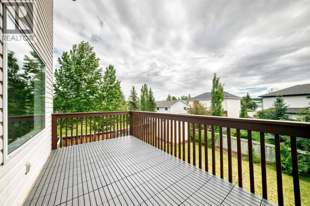 142 Quigley Close, Cochrane, Alberta  T4C 1S4 - Photo 9 - A2321780