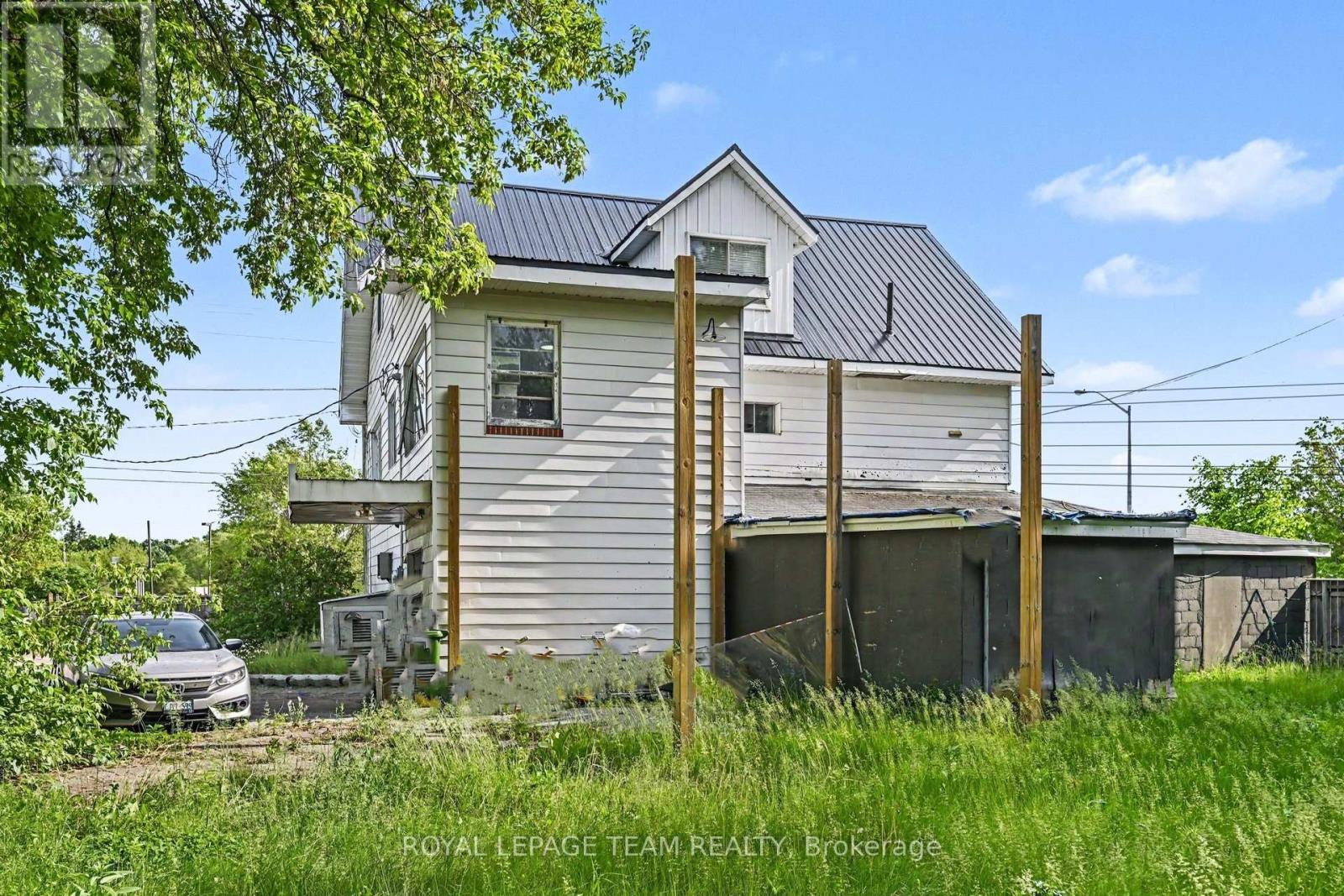 2 Mohns Avenue, Petawawa, Ontario  K8H 2G4 - Photo 21 - X13459600