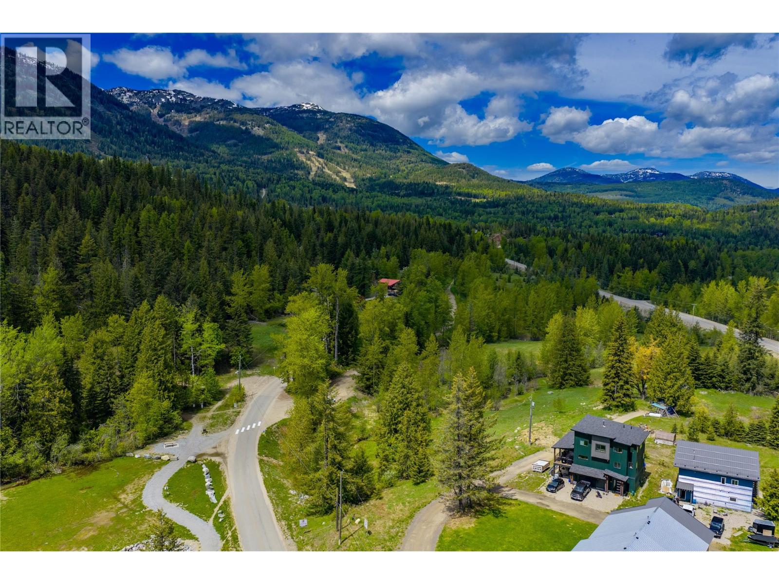 201 Joliffe Way, Rossland, British Columbia  V0G 1Y0 - Photo 9 - 10391884
