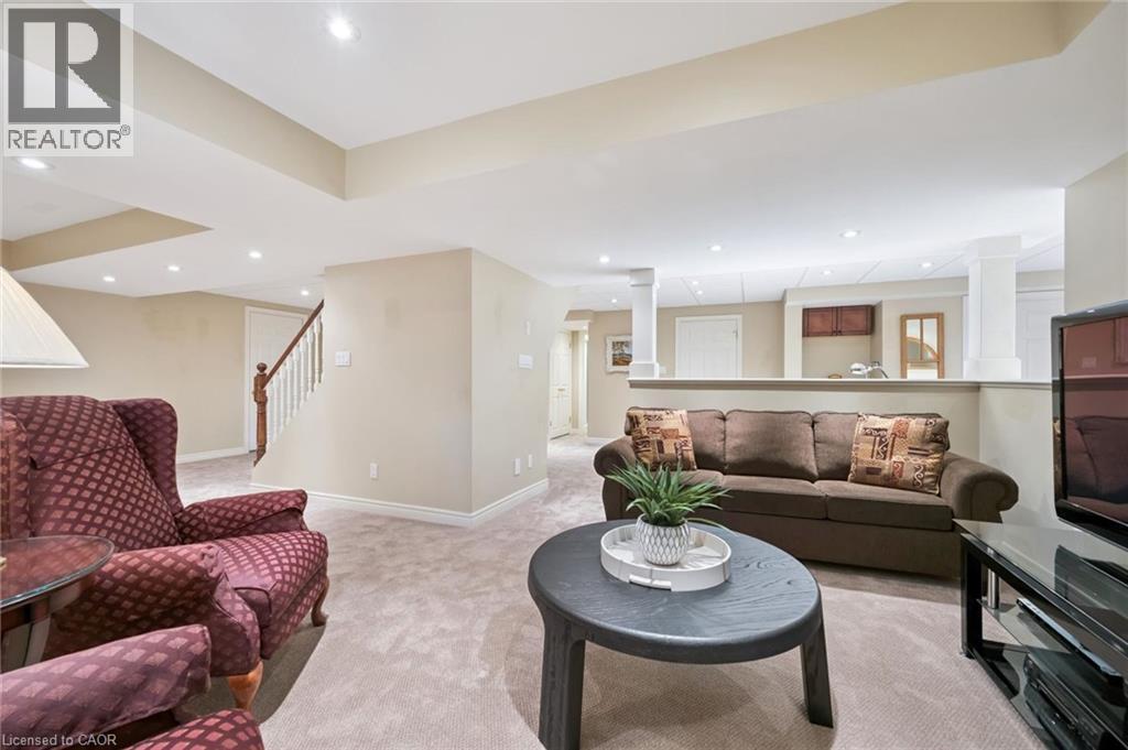 18 Dunnington Court, Kitchener, Ontario  N2A 3M5 - Photo 31 - 40839882