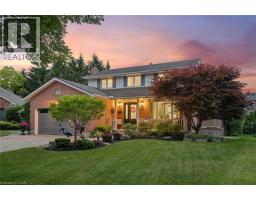 18 DUNNINGTON Court, Kitchener, Ontario