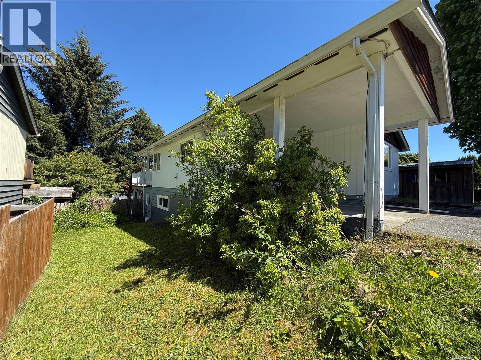 7705 Park Dr, Port Hardy, British Columbia  V0N 2P0 - Photo 30 - 1040673