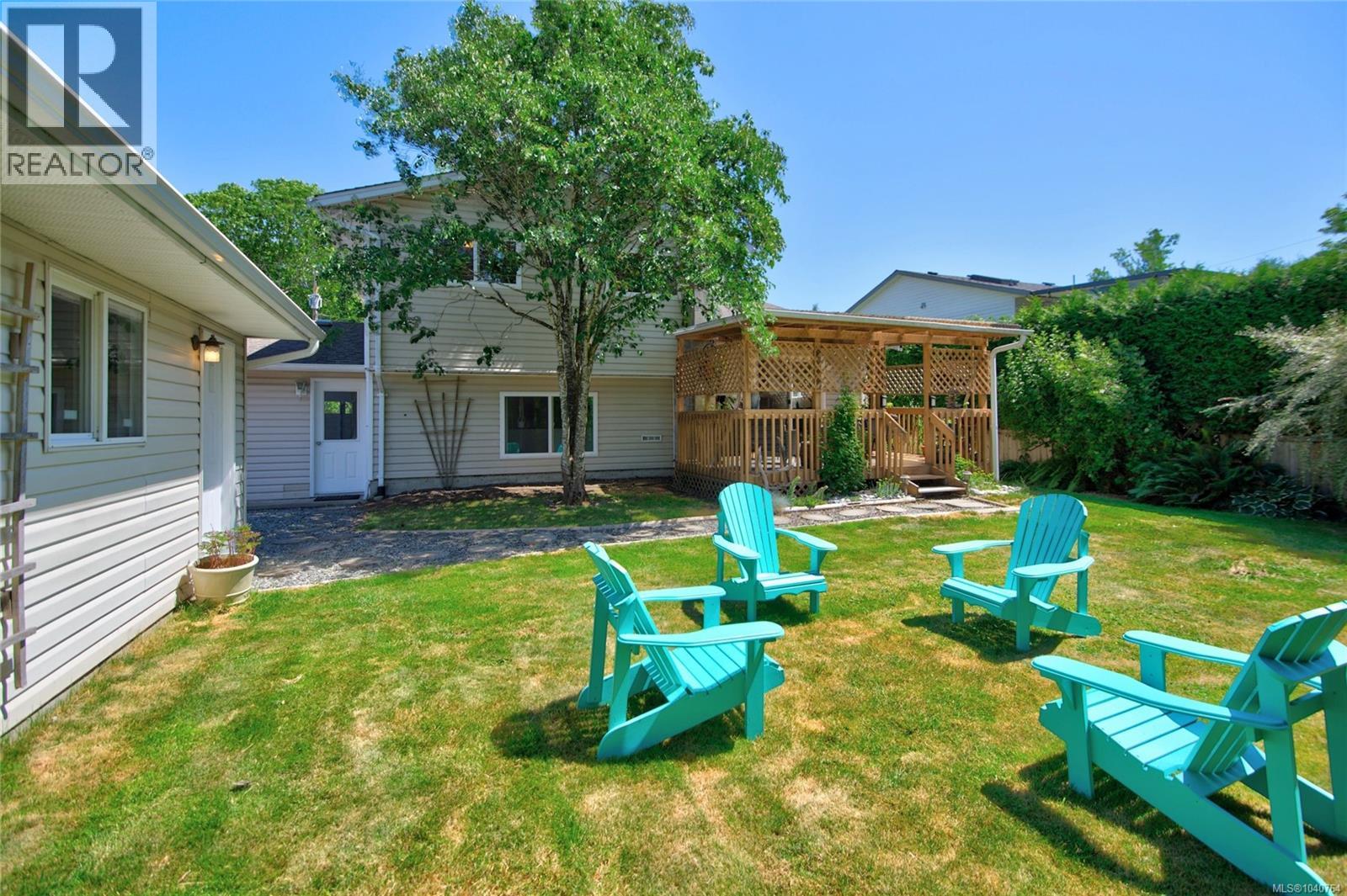 677 Somenos Dr, Comox, British Columbia  V9M 1B5 - Photo 60 - 1040764