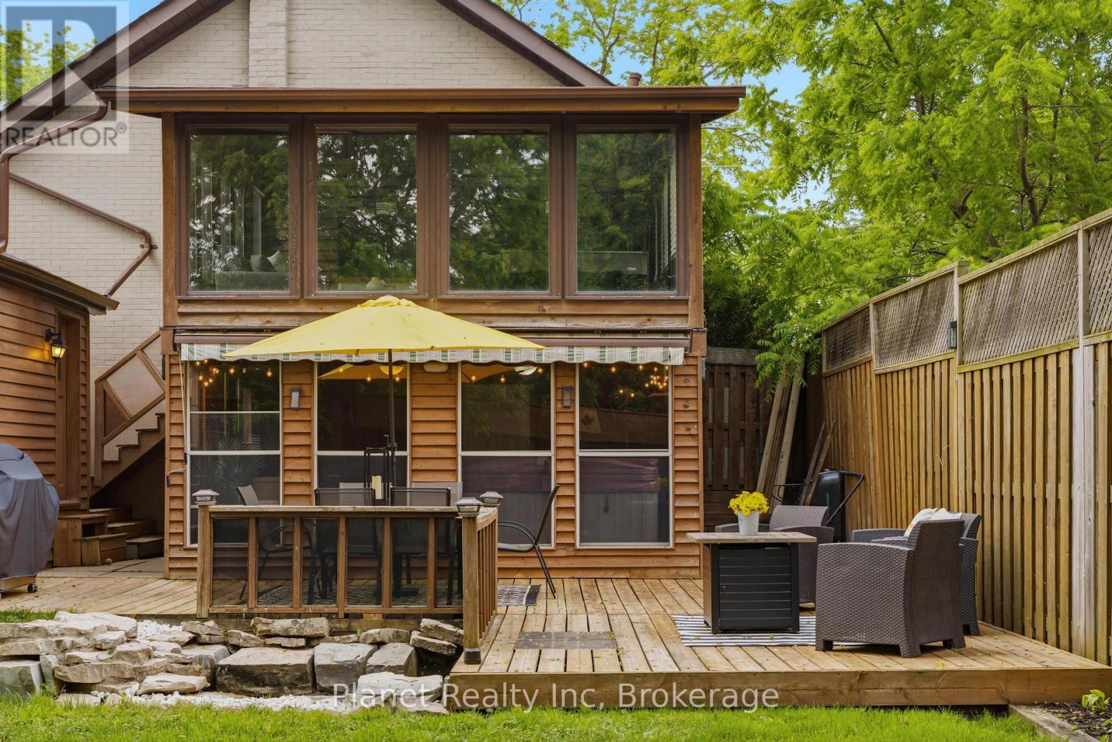 44 Alma Street N, Guelph, Ontario  N1H 5X1 - Photo 2 - X13459614