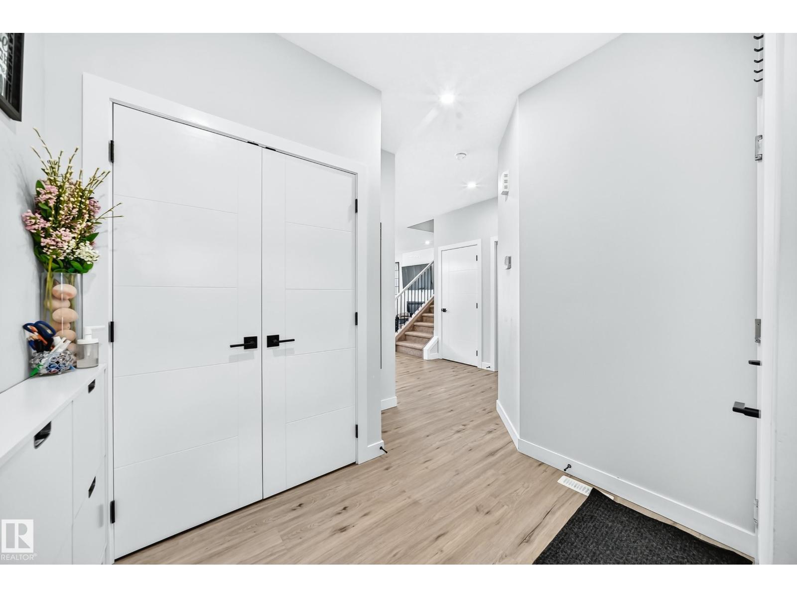 223 Rolston Wd, Leduc, Alberta  T9E 1N1 - Photo 4 - E4494241