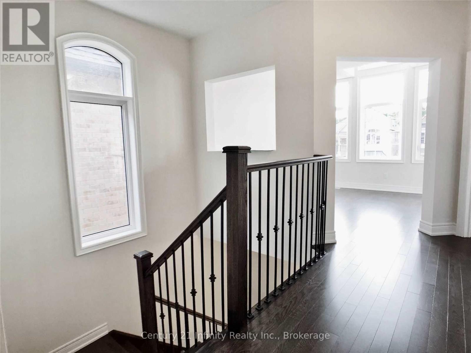 9 St Ives Crescent, Whitby, Ontario  L1P 0C5 - Photo 13 - E13455516