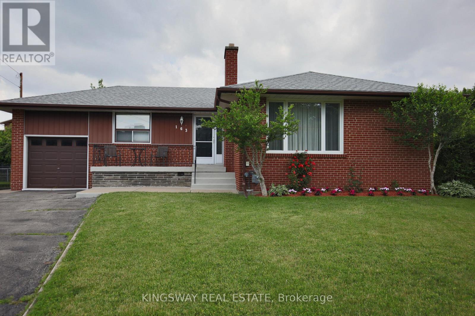 163 Floradale Drive, Mississauga, Ontario  L5B 1G2 - Photo 32 - W13075444