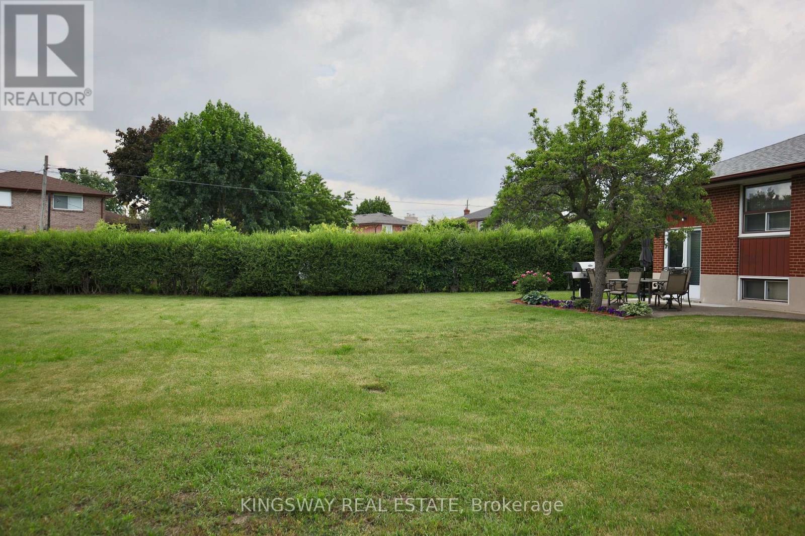 163 Floradale Drive, Mississauga, Ontario  L5B 1G2 - Photo 26 - W13075444