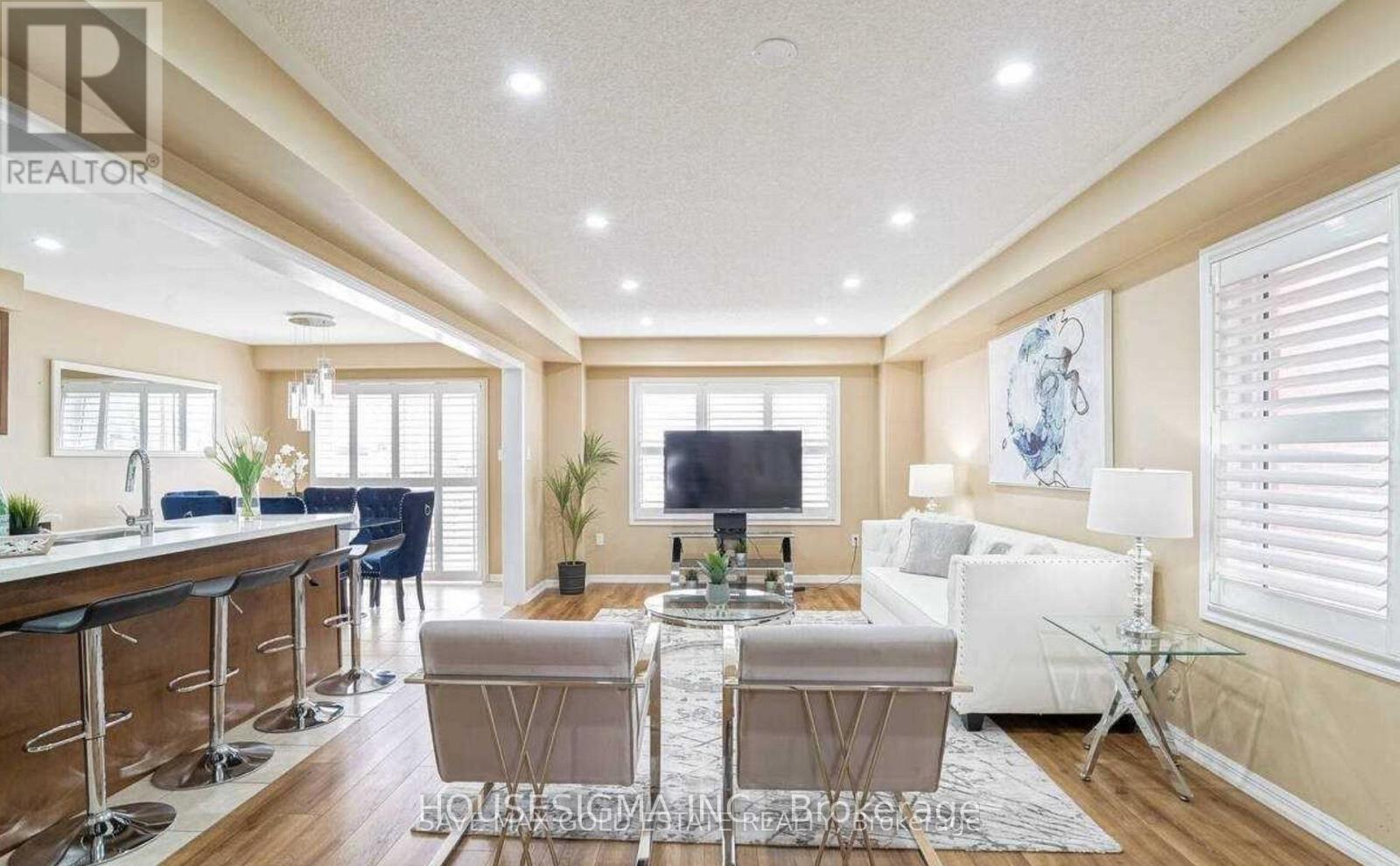 57 Robert Parkinson Drive, Brampton, Ontario L7A 0G2 - Photo 6 - W13459586
