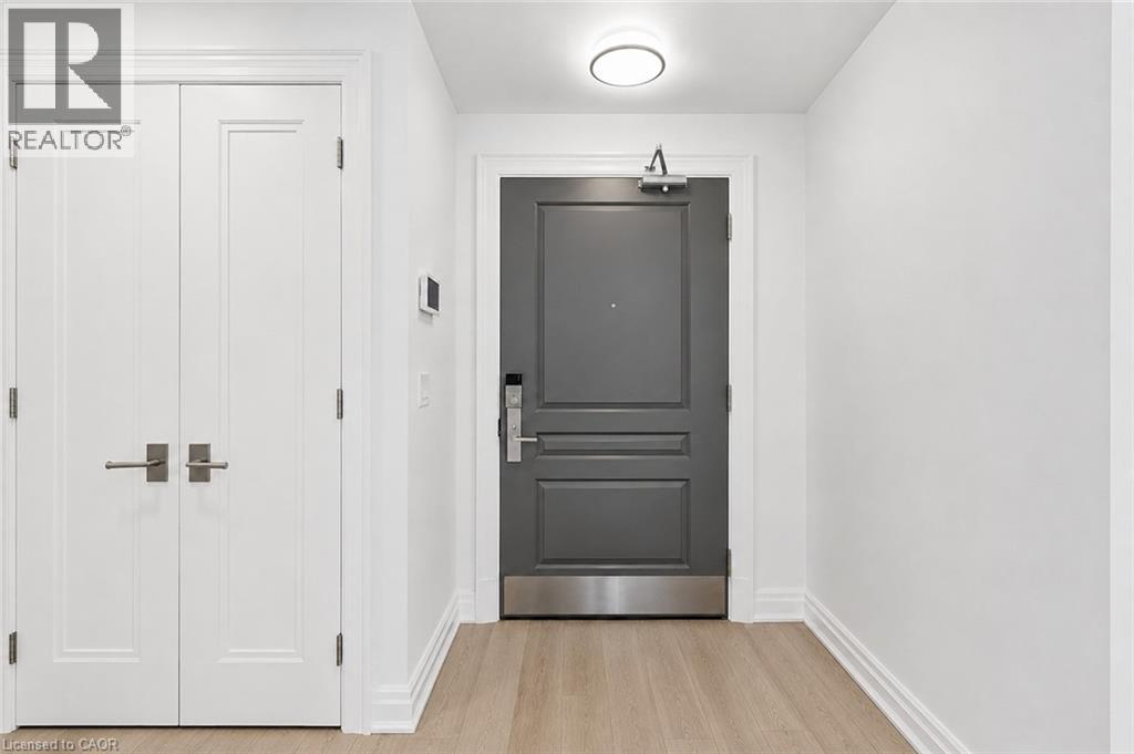 2060 Lakeshore Road Unit# 1102, Burlington, Ontario  L7R 0G2 - Photo 3 - 40809892