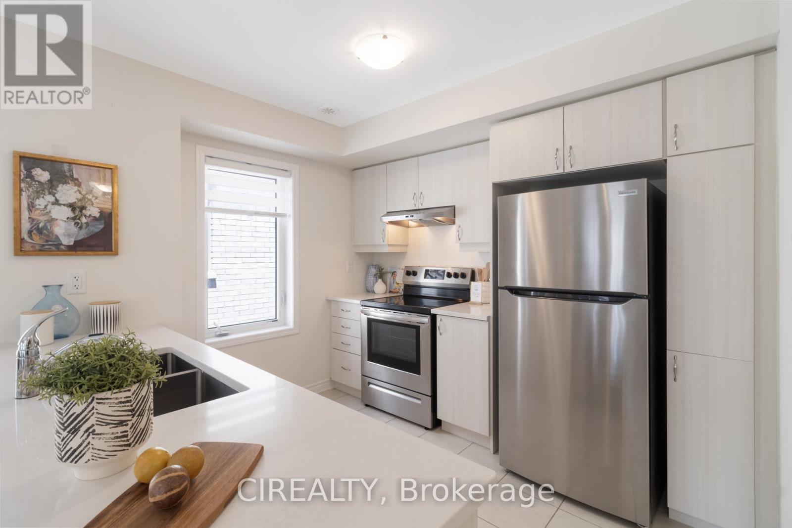 3349 Thunderbird Promenade, Pickering, Ontario L1X 0N1 - Photo 10 - E13459668