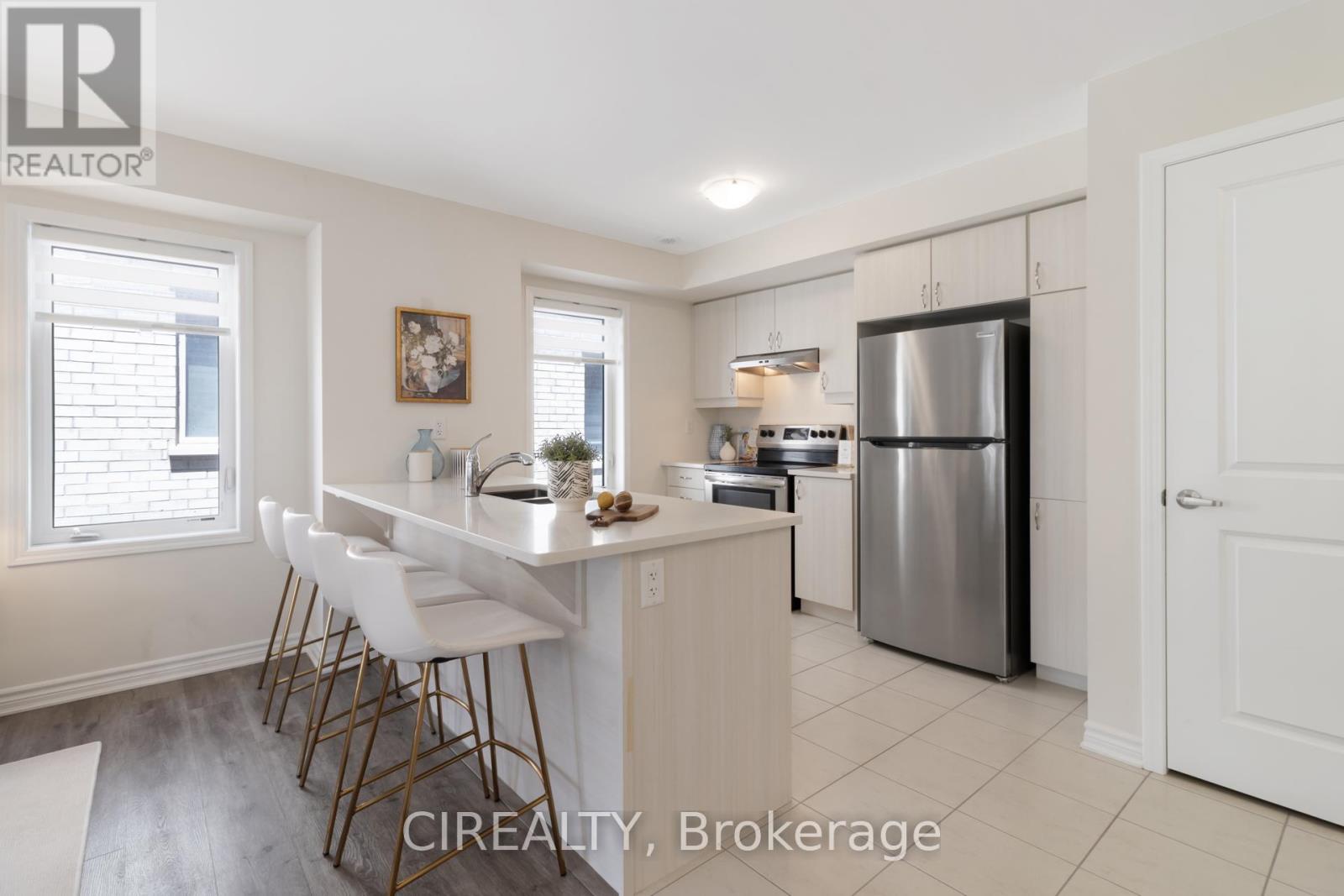 3349 Thunderbird Promenade, Pickering, Ontario L1X 0N1 - Photo 8 - E13459668