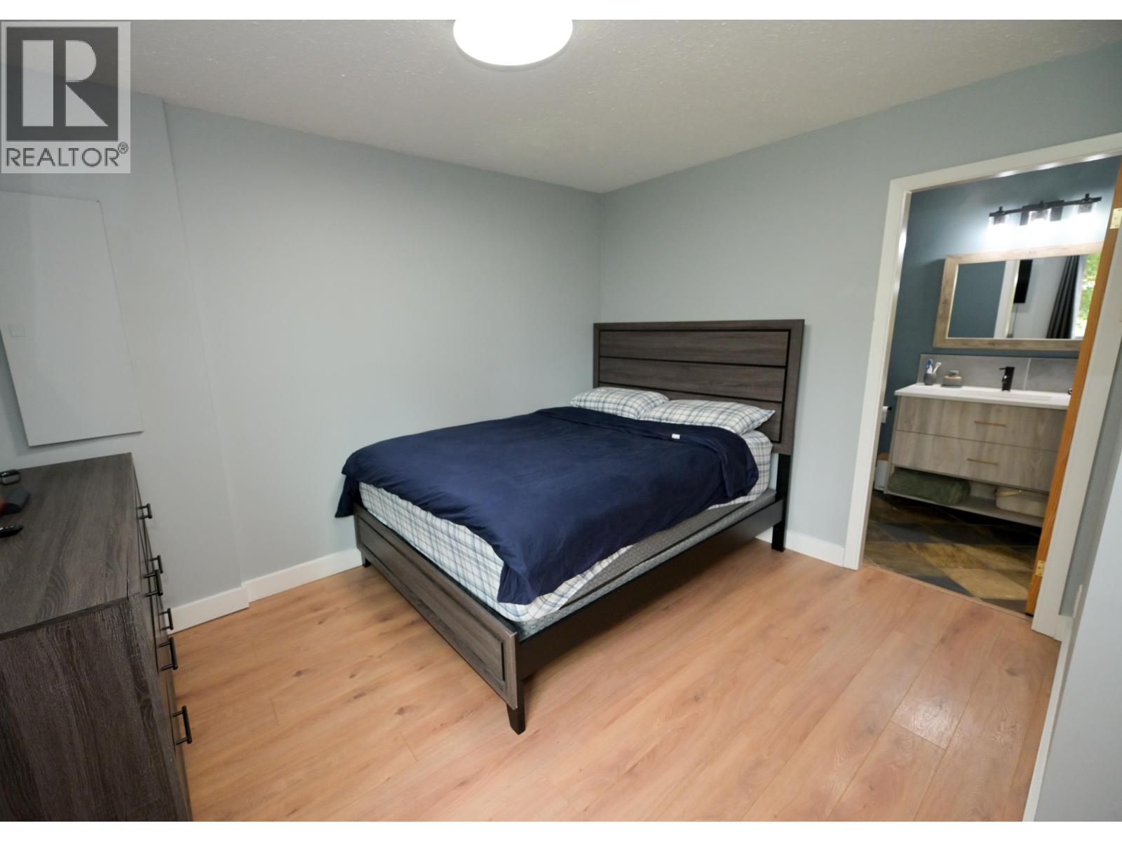 5125 Salal Road, Sechelt, British Columbia  V7Z 0B7 - Photo 6 - R3137273