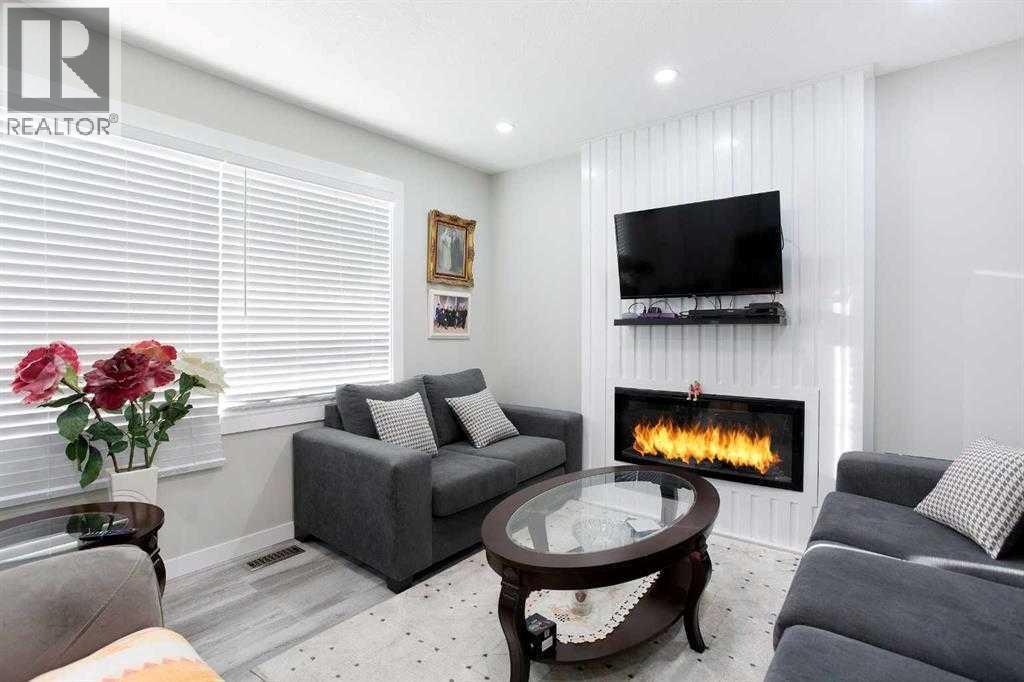 119 Maranda Close Ne, Calgary, Alberta  T2A 3E7 - Photo 4 - A2322171