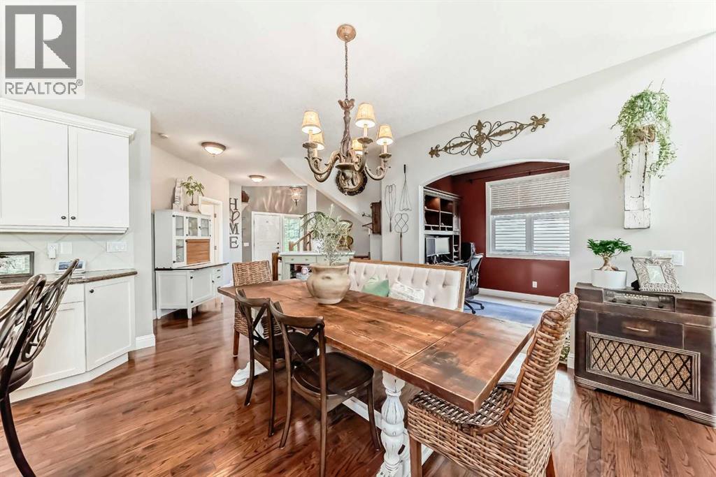12 Chapala Heath SE, Calgary, Alberta  T2X 3P9 - Photo 7 - A2320431