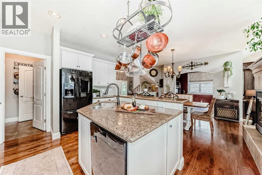 12 Chapala Heath SE, Calgary, Alberta  T2X 3P9 - Photo 11 - A2320431
