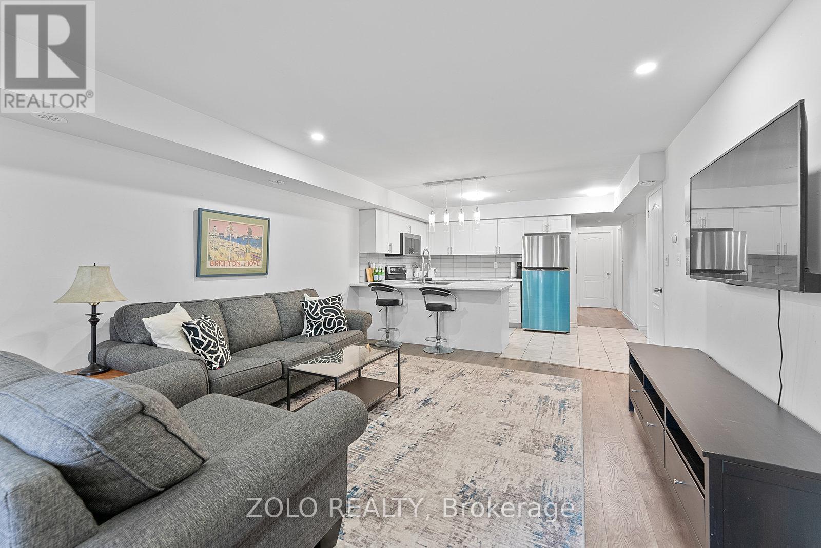 28 - 51 Hays Boulevard, Oakville, Ontario L6H 0J1 - Photo 4 - W13459648