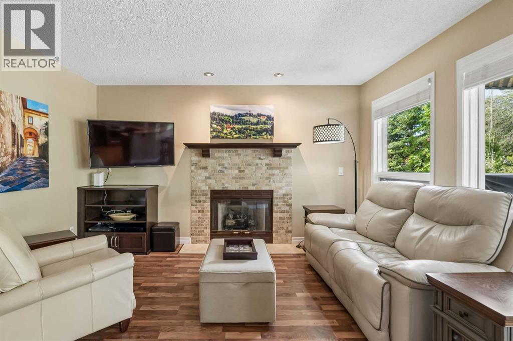 67 Hawkwood Drive Nw, Calgary, Alberta  T3G 3H9 - Photo 10 - A2321252