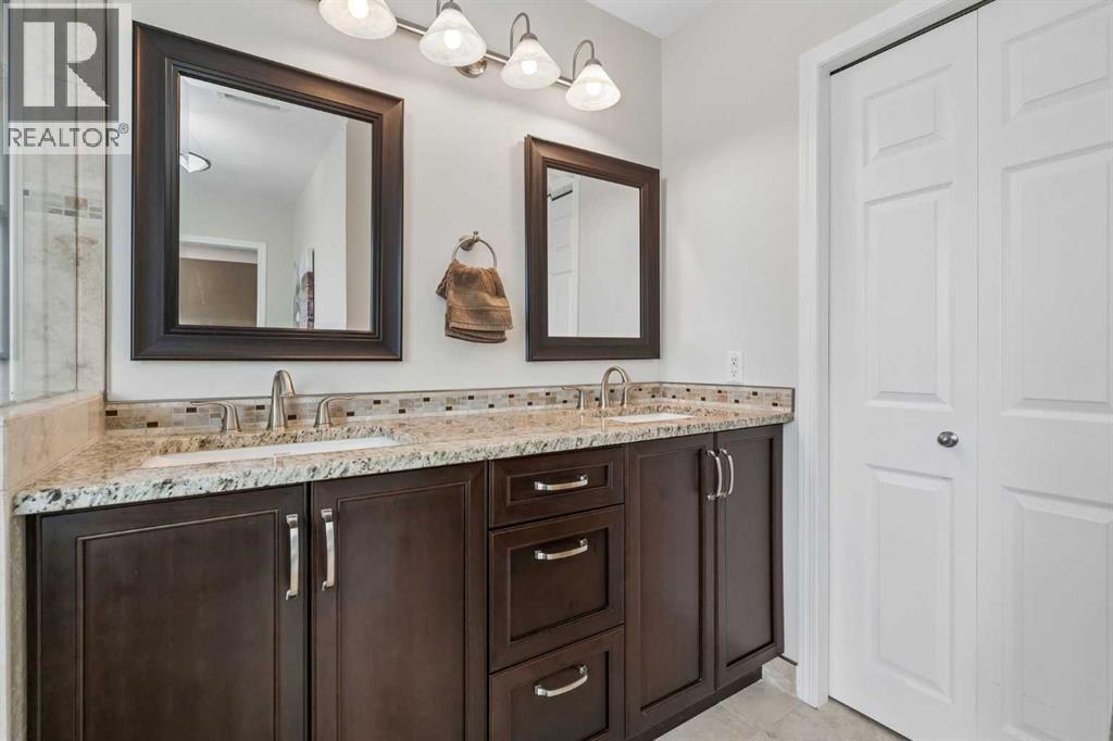 67 Hawkwood Drive Nw, Calgary, Alberta  T3G 3H9 - Photo 24 - A2321252