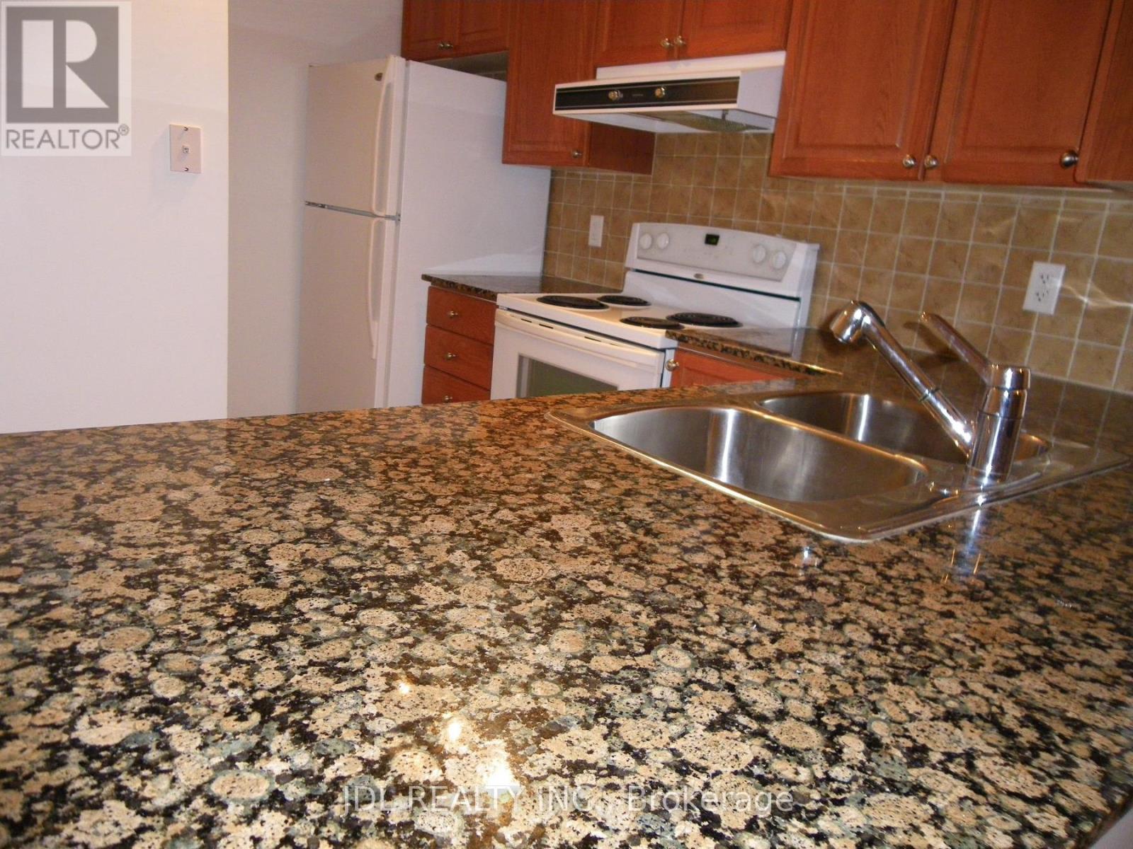 1504 - 83 Borough Drive, Toronto, Ontario  M1P 5E4 - Photo 7 - E13075092