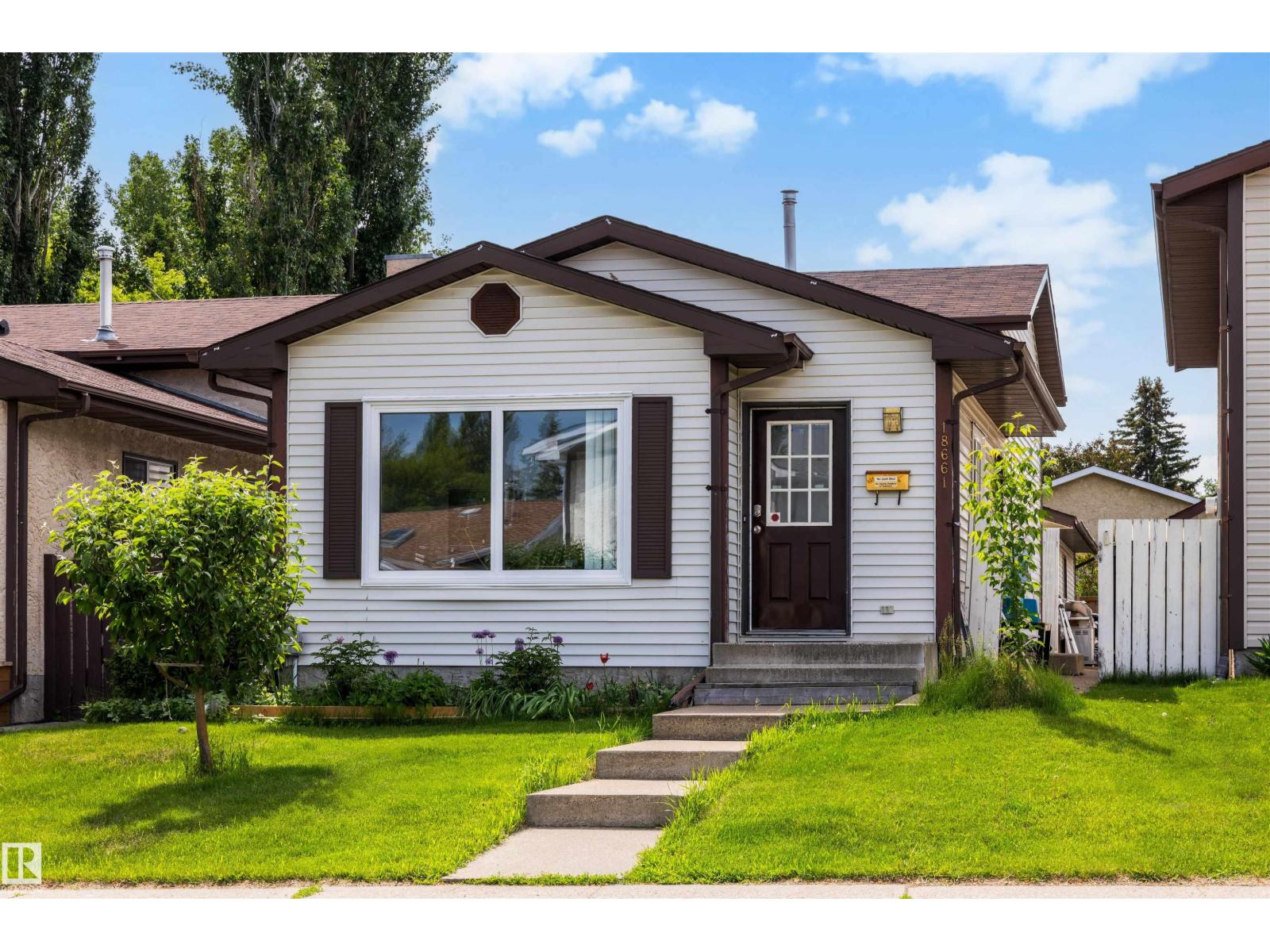 18661 61 AV NW, Edmonton, Alberta