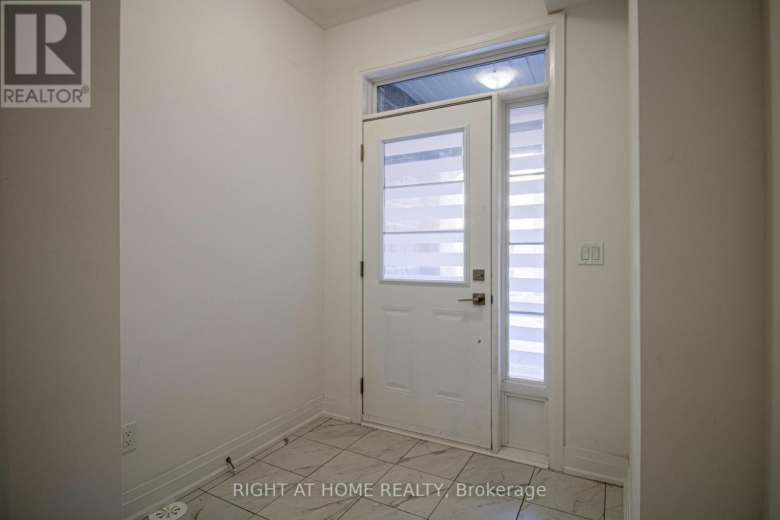 14 Waterside Way, Whitby, Ontario  L1N 0N1 - Photo 3 - E13459734
